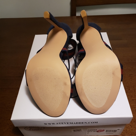 Shoes - Picture 6 of 7